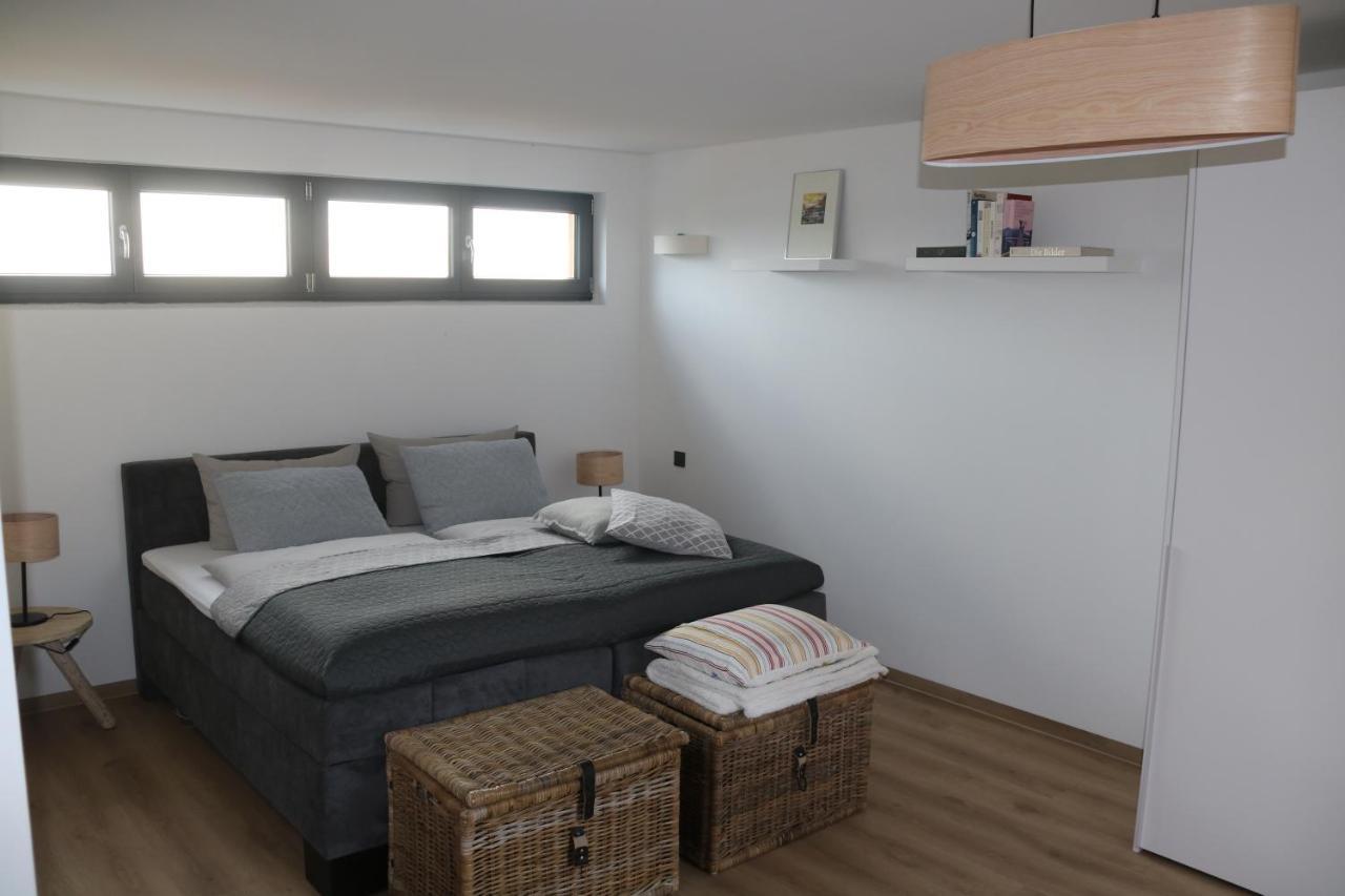 Moderne Barrierefreie Wohnung Auf Dem Land Bei Neuruppin Lichtenberg  Екстериор снимка